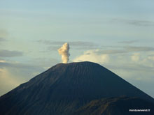 MONT SEMERU